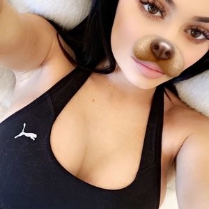 Kylie Jenner Best Celebrity Nude sexy 003 