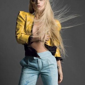 Lady Gaga Naked Celebrity Pic sexy 001 
