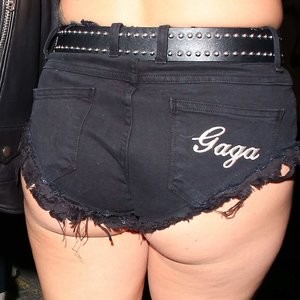 Lady Gaga Naked Celebrity sexy 009 