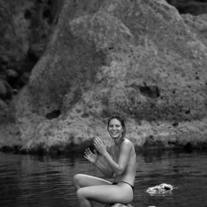 Lauren Bonner Naked Celebrity Pic sexy 014 
