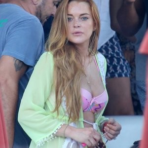 Lindsay Lohan Nude Celeb sexy 007 