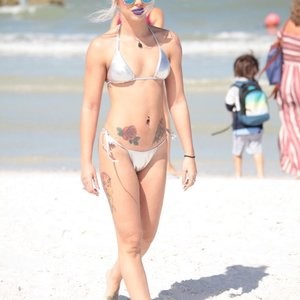 Lyra Rae Bikini - Celeb Nudes