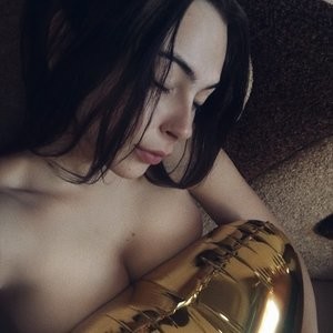 Mikhalina Novakovskaya Naked Celebrity Pic sexy 061 
