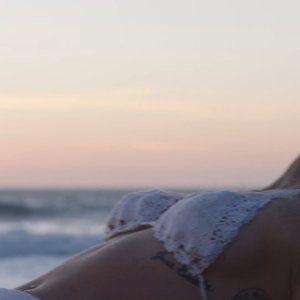 Miley Cyrus Free Nude Celeb sexy 045 