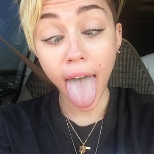 Miley Cyrus Celebrity Nude Pic sexy 021 