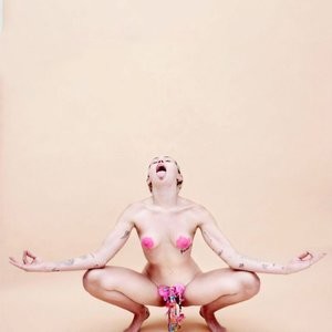 Miley Cyrus Celeb Nude sexy 017 