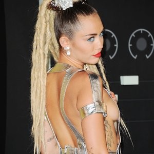 Miley Cyrus Nude Celeb sexy 175 