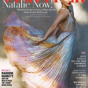 Natalie Portman Famous Nude sexy 004 