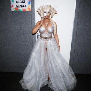 Nicki Minaj Hot Naked Celeb sexy 005 
