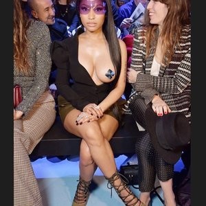 Nicki Minaj Sexy Photos – Celeb Nudes