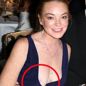 Lindsay Lohan Naked Celebrity sexy 002 