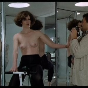 Sigourney Weaver Nude Celeb Pic sexy 004 
