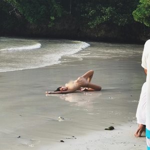 Keilani Asmus Hot Naked Celeb sexy 002 