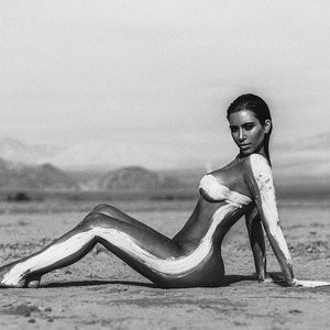 Kim Kardashian Celebrity Leaked Nude Photo sexy 009 