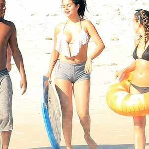 Selena Gomez big boobs in white bikini - Celeb Nudes Photos