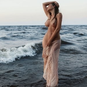 Olga Kobzar Real Celebrity Nude sexy 008 
