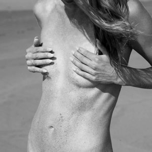 Olga Margreta Naked Celebrity Pic sexy 050 