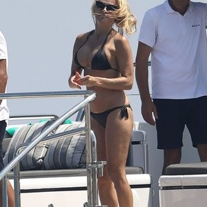 Pamela Anderson Best Celebrity Nude sexy 033 