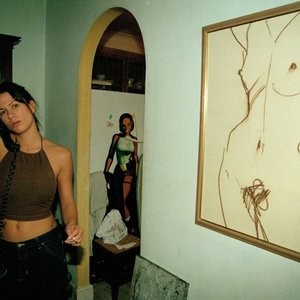 Rhona Mitra Naked Celebrity sexy 005 