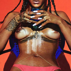 Rihanna Naked celebrity picture sexy 017 
