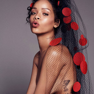 Rihanna Real Celebrity Nude sexy 042 