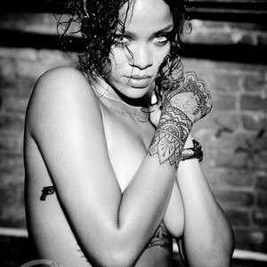 Rihanna Best Celebrity Nude sexy 015 