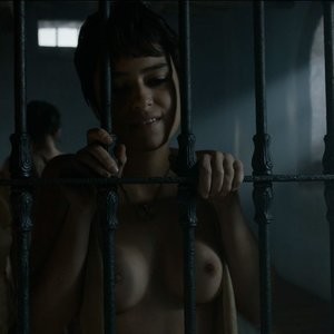 Rosabell Laurenti Sellers Flashing Behind The Bars – Celeb Nudes