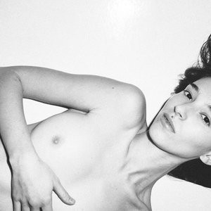 Sara Pavan Famous Nude sexy 003 