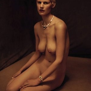 Saskia de Brauw Free nude Celebrity sexy 005 