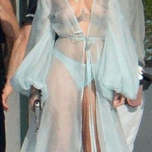 Rihanna Celebrity Leaked Nude Photo sexy 002 