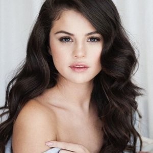 Selena Gomez Sexy – Celeb Nudes