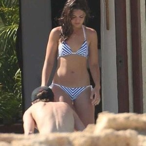 Danielle Campbell Celebrity Leaked Nude Photo sexy 004 