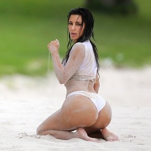Kim Kardashian Free Nude Celeb sexy 003 