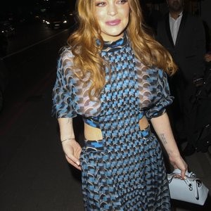 Lindsay Lohan Celebrity Nude Pic sexy 002 