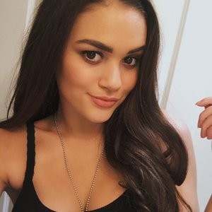 Madison Pettis Real Celebrity Nude sexy 003 