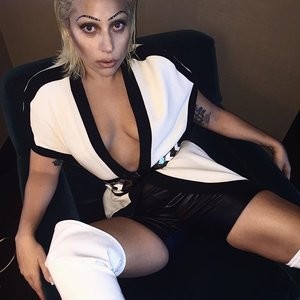 Lady Gaga Celebrity Leaked Nude Photo sexy 002 