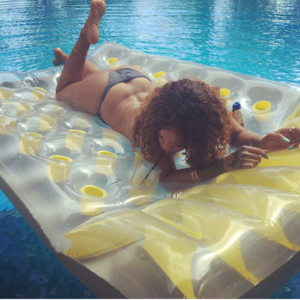 Sexy pics of Rihanna - Celeb Nudes