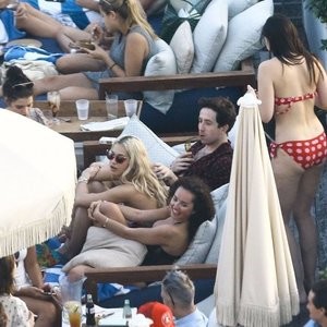 Sexy pics of Rita Ora and Daisy Lowe - Celeb Nudes