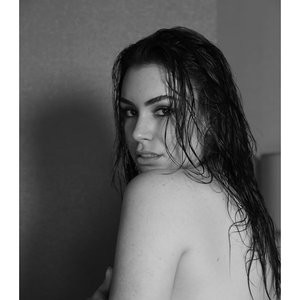 Sophie Tweed-Simmons Nude