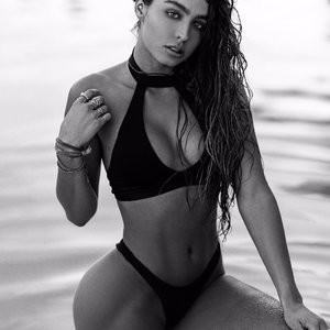 Sommer Ray Celebs Naked sexy 013 