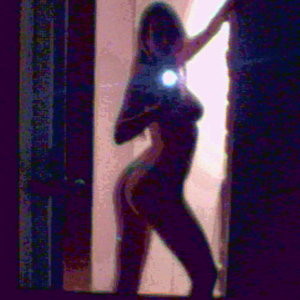 Leelee Sobieski Naked Celebrity Pic sexy 023 