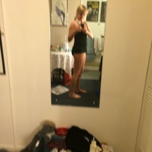 Tamzin Outhwaite Nude Celeb Pic sexy 002 
