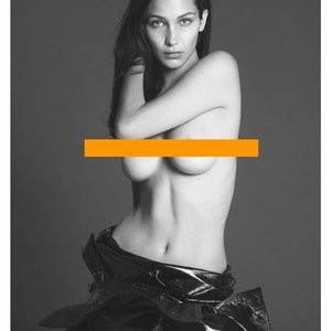 Bella Hadid Naked Celebrity Pic sexy 001 