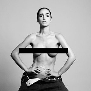 Topless Photos of Alicia Sanz – Celeb Nudes