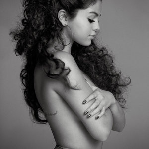 Selena Gomez Celebrity Leaked Nude Photo sexy 003 
