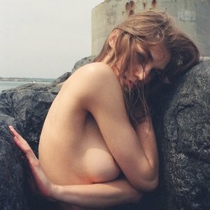 Topless photoshoot of Samantha Gradoville - Celeb Nudes