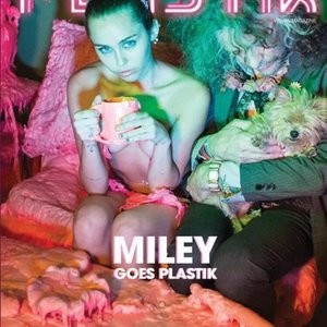 Miley Cyrus Nude Celeb sexy 003 