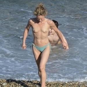 Vanessa cater topless