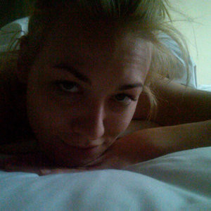 Yvonne Strahovski Free nude Celebrity sexy 038 